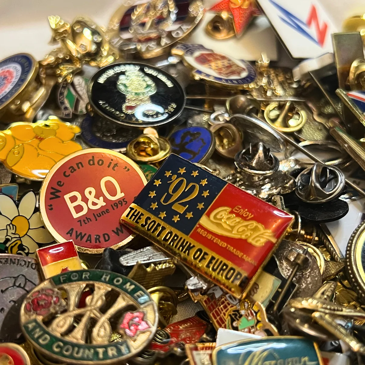 Pin badge lot